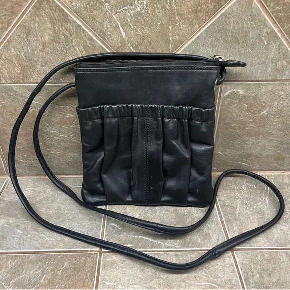 Vintage ILI New York Black Leather Crossbody Bag - Picture 2 of 11